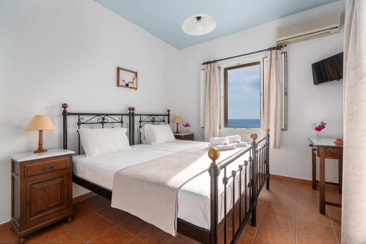 Reggina'S Apartments ฟินิกัส ภายนอก รูปภาพ